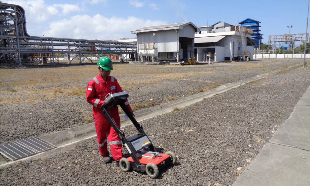 Metode GPR/Georadar/Ground Penetrating Radar untuk Identifikasi utilitas Bawah Permukaan (Pipa,kabel dan fasilitas Underground)